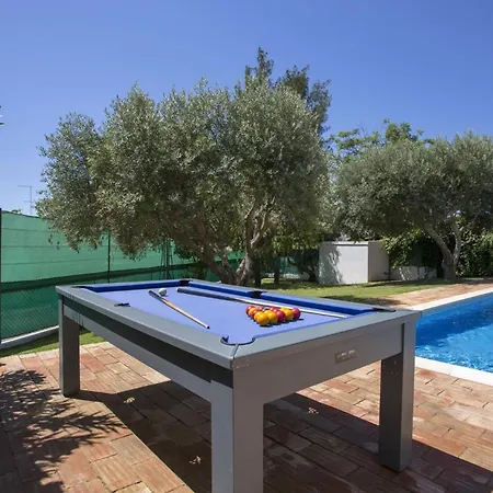 וילה Emilio Pequena By אלבופיירה