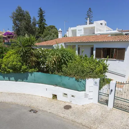 Emilio Pequena By Willa *